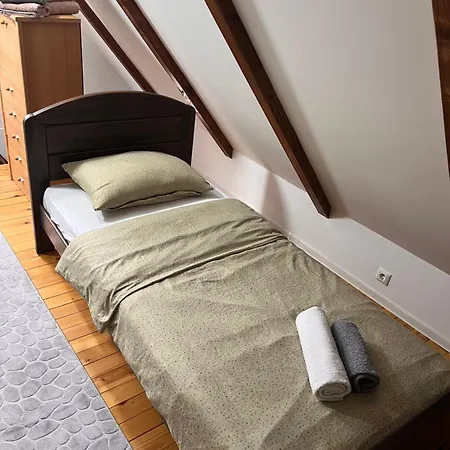 Hotel Unapark Krakovo